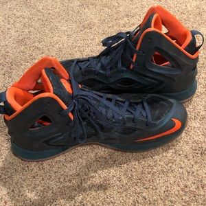 Men Nike basketball shoes